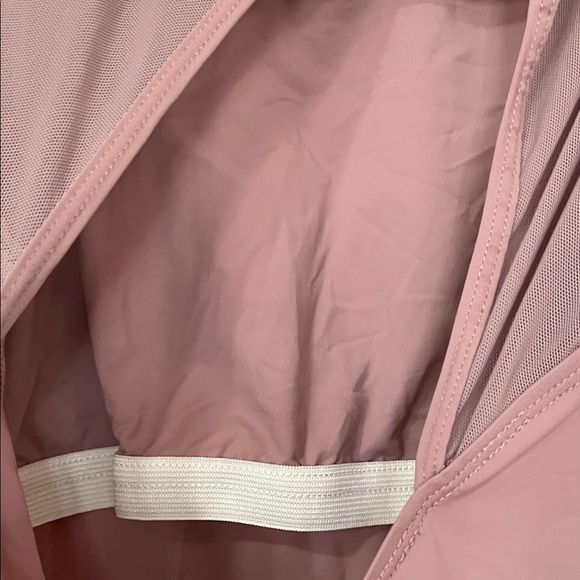 HALARA Mauve Sleeveless Jumpsuit - Picture 5 of 6